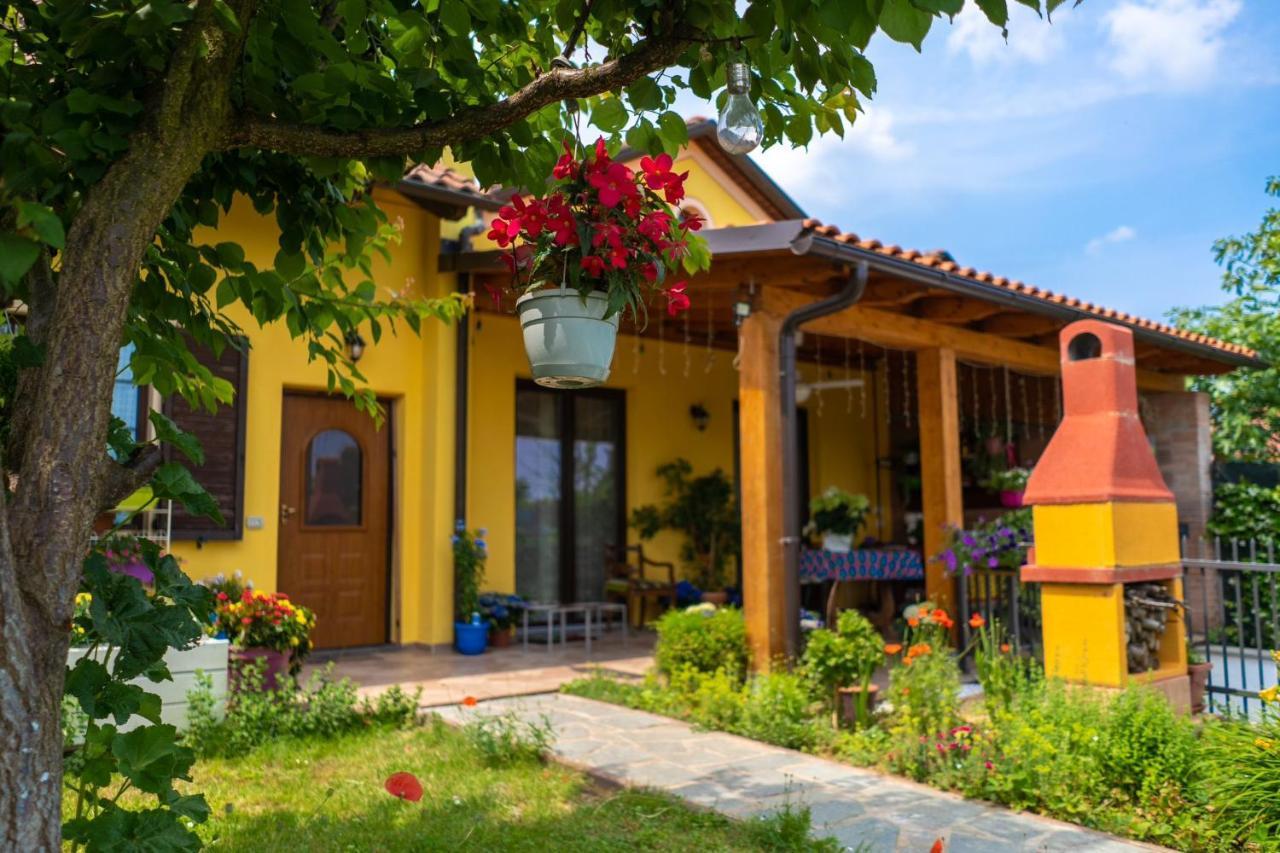 Villa Aurora Quargnento Exterior photo